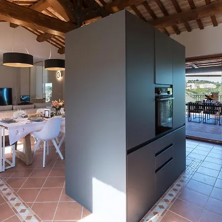 Borgo Da Monte 8, Emma * Monteprandone