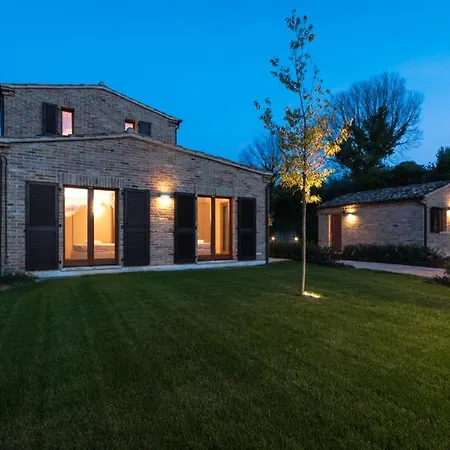 Borgo Da Monte 8, Emma *