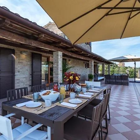 Borgo Da Monte 8, Emma Willa Monteprandone