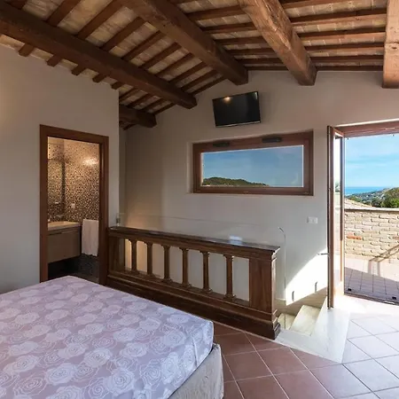 Borgo Da Monte 8, Emma Willa *