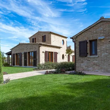 Villa Borgo Da Monte 8, Emma *