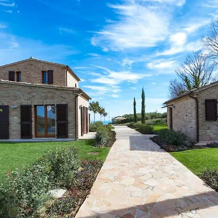 Villa Borgo Da Monte 8, Emma *