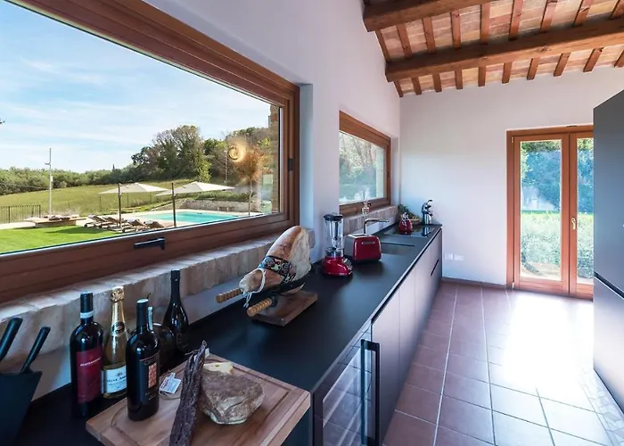 Borgo Da Monte 8, Emma Monteprandone