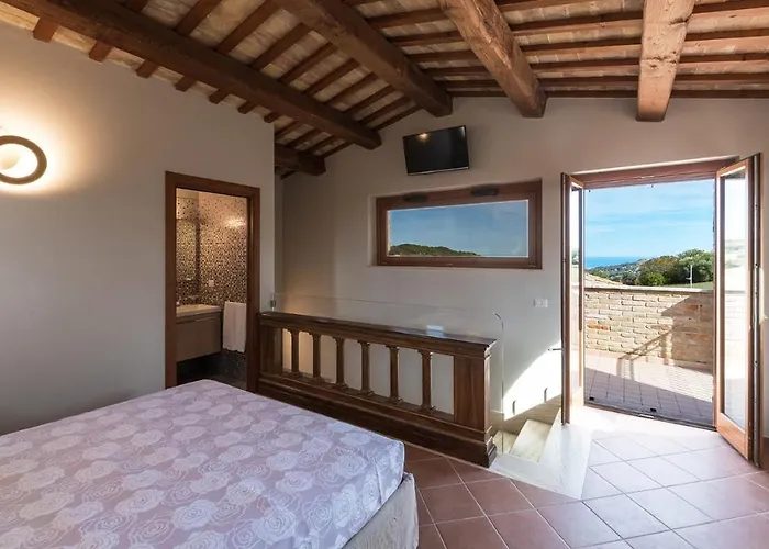 Borgo Da Monte 8, Emma Villa *