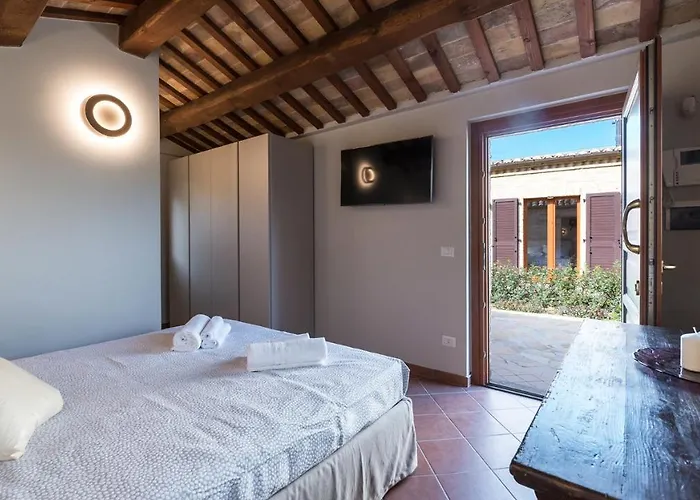 Willa Borgo Da Monte 8, Emma Monteprandone