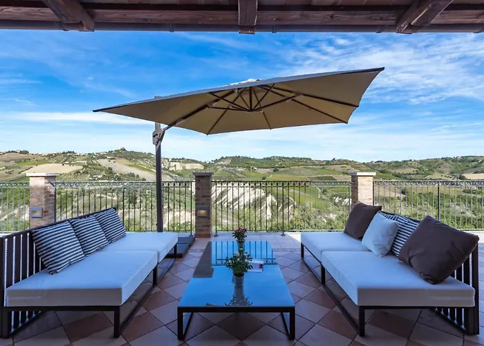 Borgo Da Monte 8, Emma Willa