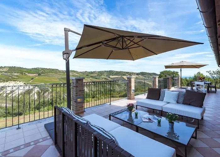 Villa Borgo Da Monte 8, Emma Monteprandone