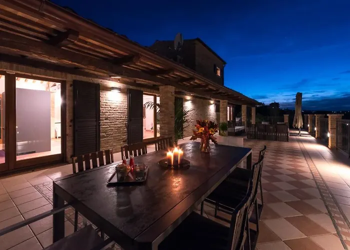 Borgo Da Monte 8, Emma Villa *